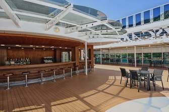 MSC Cruises MSC Armonia II Lido Bar 1 ©MSC Rights - Ivan Sarfatti.jpg